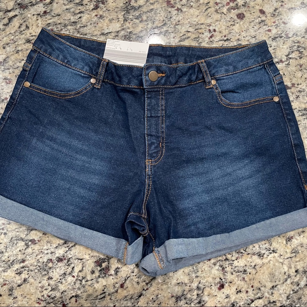SERRA Denim Shorts Size 14